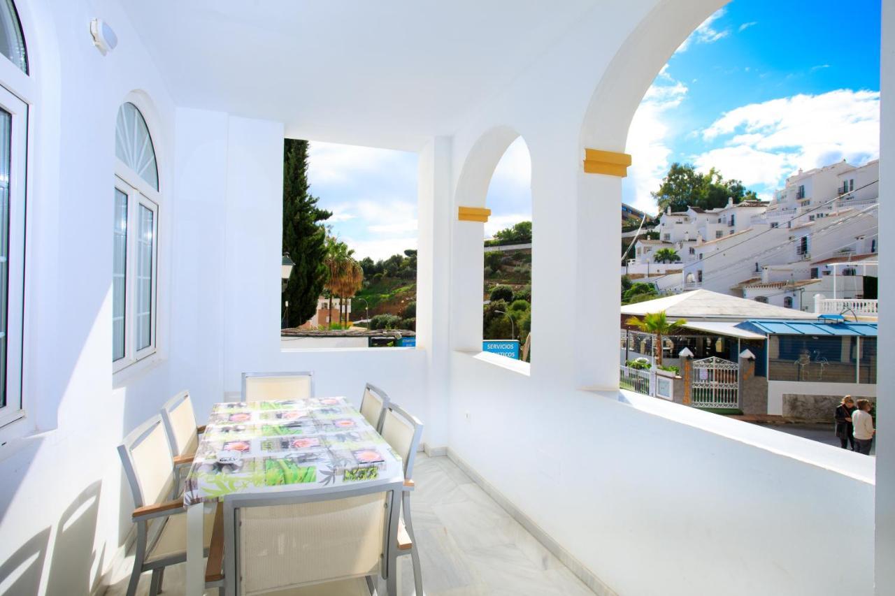 At Almoraide Rooms Suites (Adults Only) Nerja Dış mekan fotoğraf