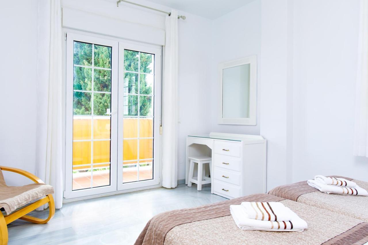At Almoraide Rooms Suites (Adults Only) Nerja Dış mekan fotoğraf